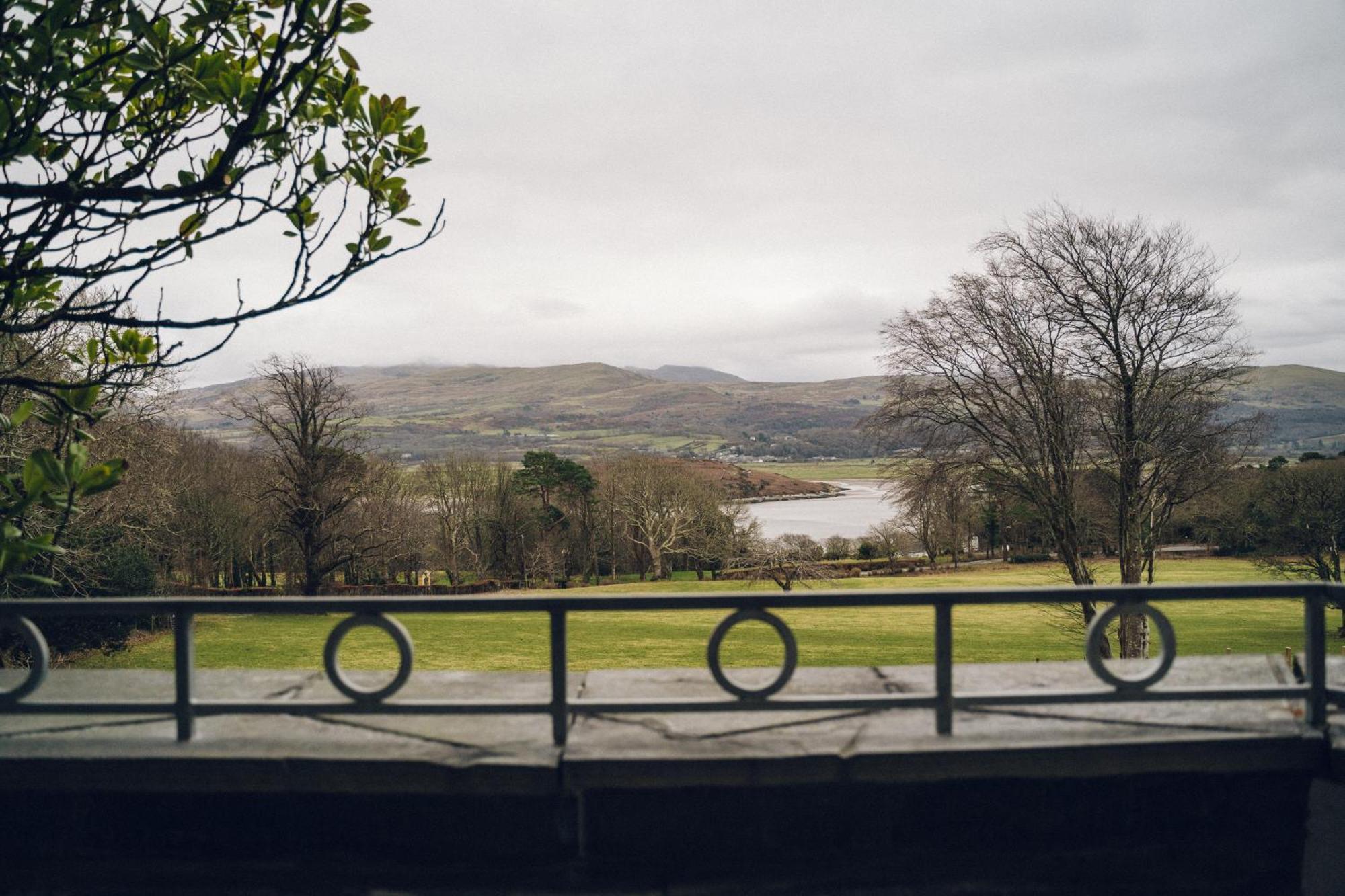 Portmeirion Village & Castell Deudraeth Porthmadog Exterior foto