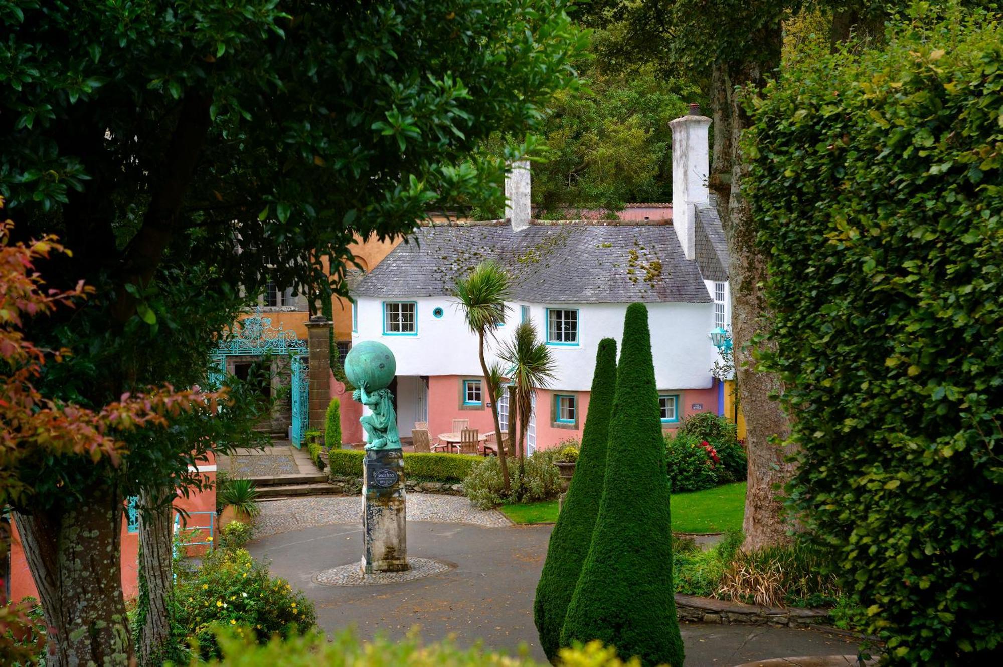 Portmeirion Village & Castell Deudraeth Porthmadog Exterior foto
