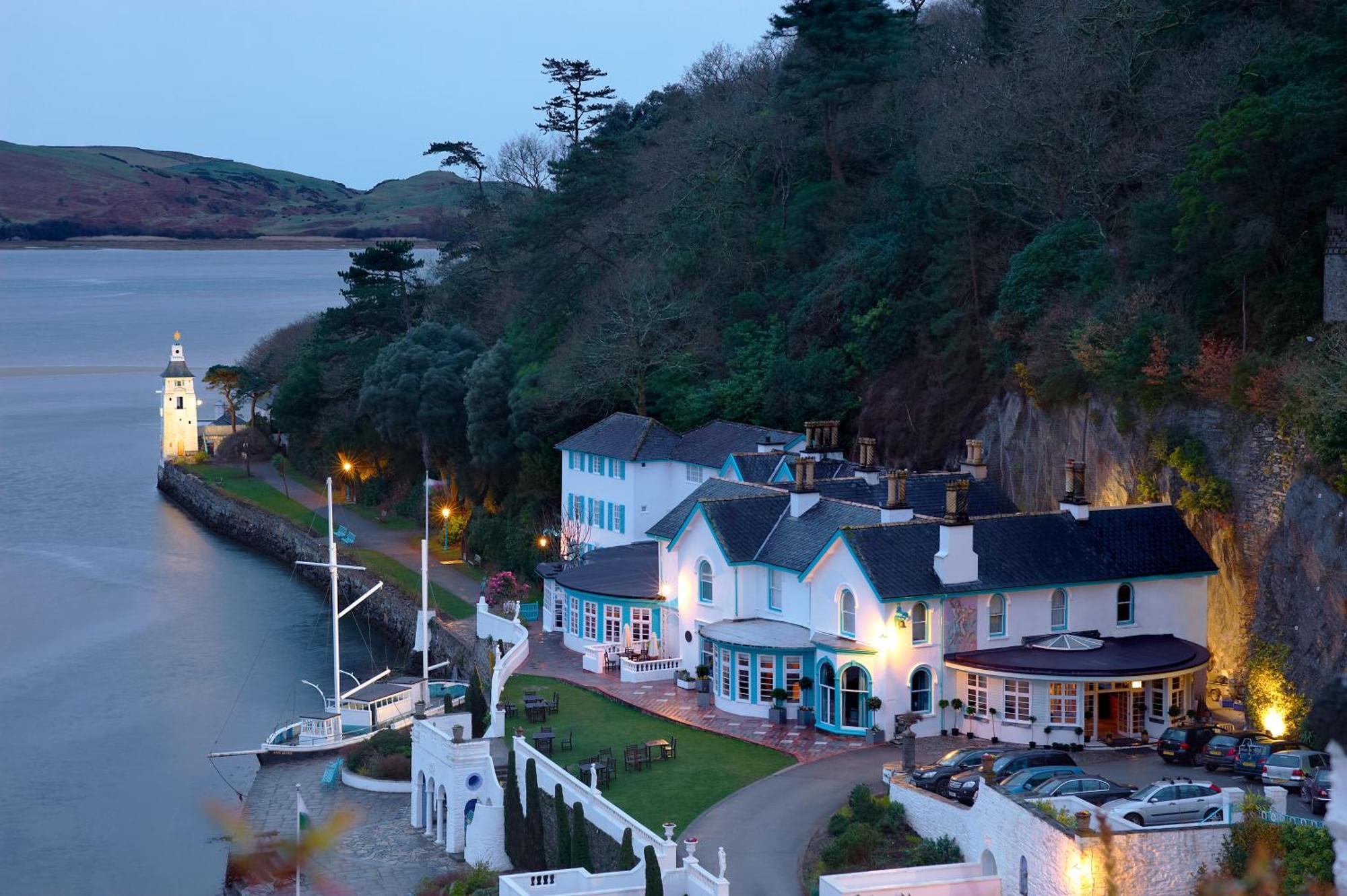 Portmeirion Village & Castell Deudraeth Porthmadog Exterior foto
